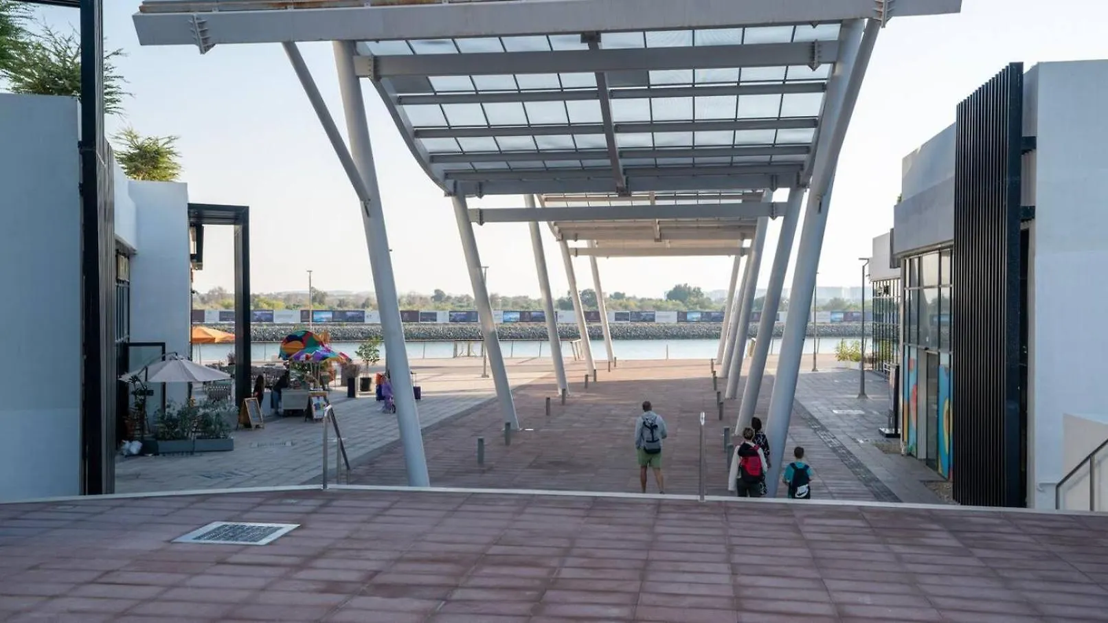 Cool Summer Gateway At Yas Abu Dzabi 0*,